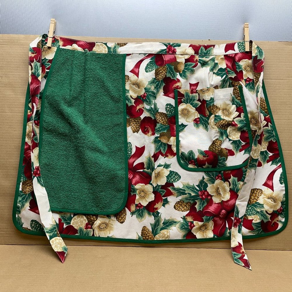 NWOT Cooking Apron w/Pocket & Attached Hand Towel, 100% Cotton, 22" x 20" + Ties